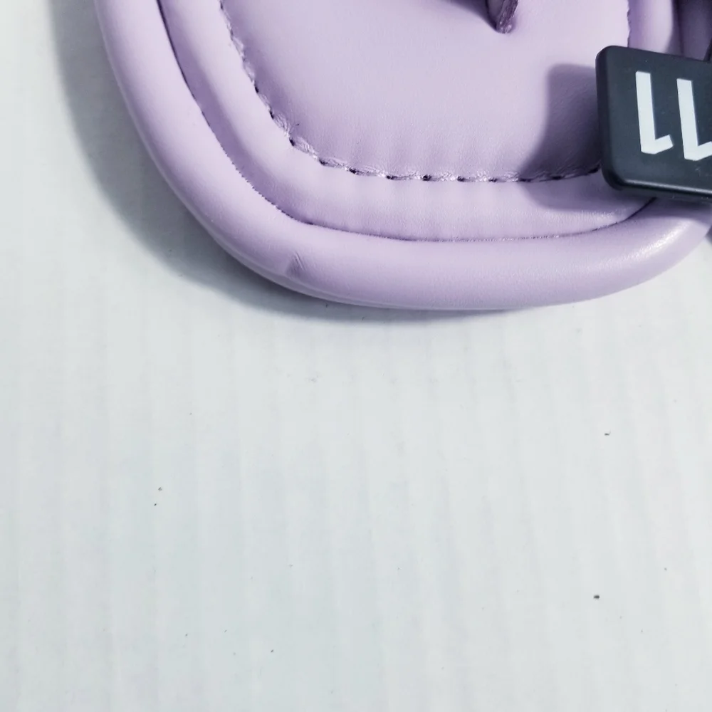NWT NO BOUNDARIES LIGHT PURPLE FLIP FLOPS SIZE 11